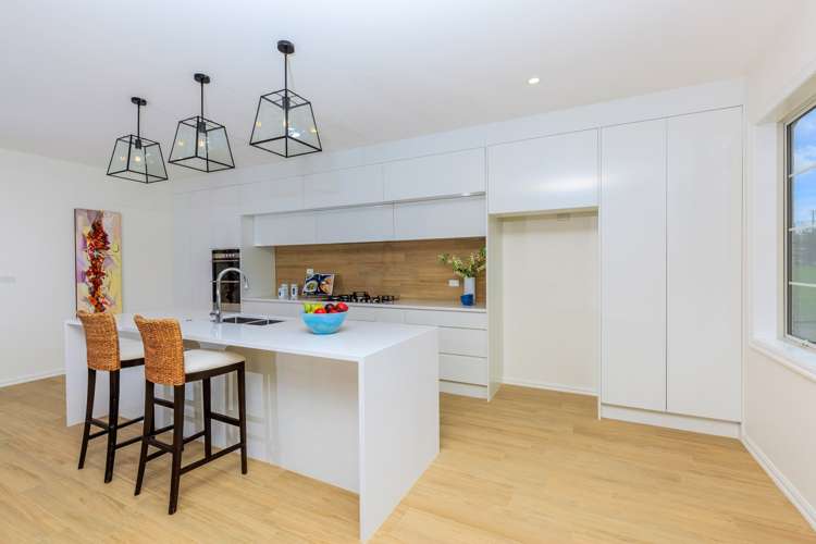 33 Merewhira Road Paremoremo_9