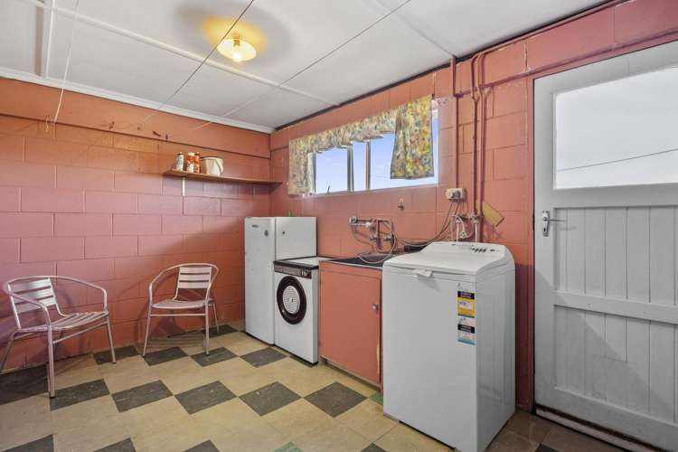 A/8 Norman Street Tainui_12