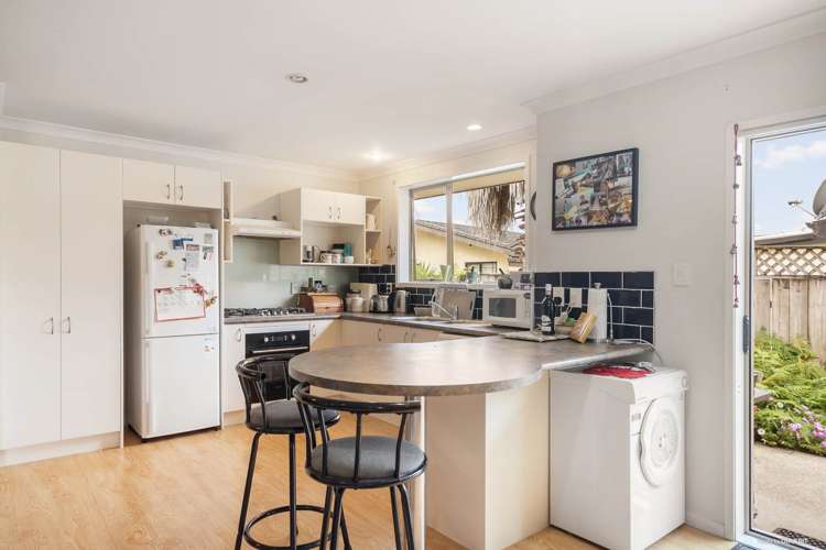 15 Clover Drive Henderson_5