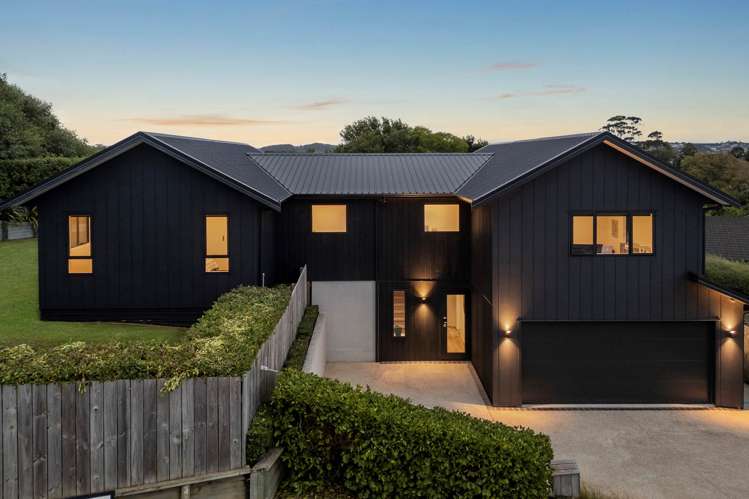 13 Weka Close Red Beach_4