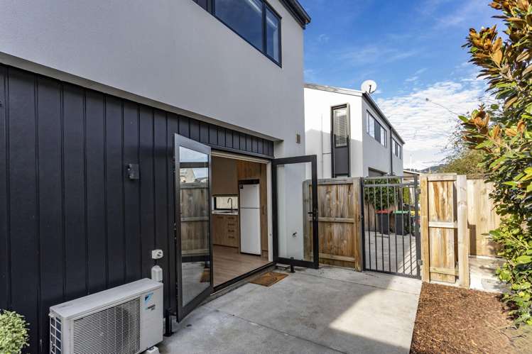 2/16 Devon Street Sydenham_6