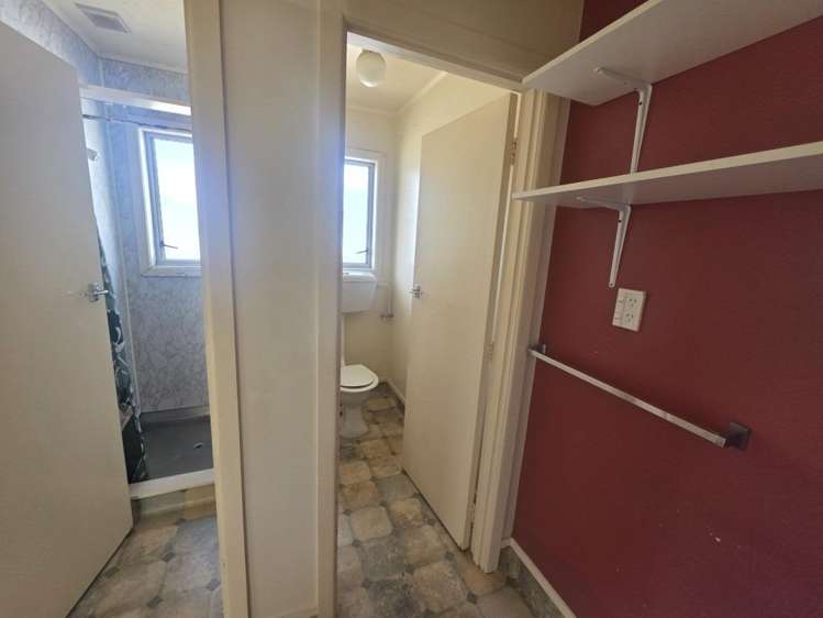 6B/6 The Mall 11229_4