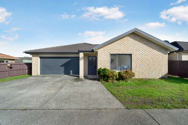 9 Woodbank Drive Glen Eden_1