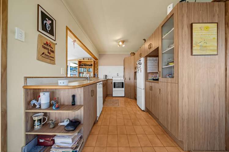 22 Aputa Avenue_5
