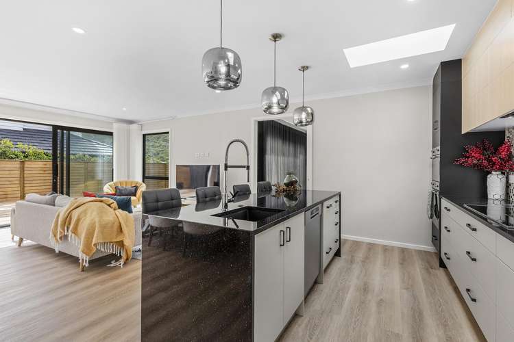 9 Porokaiwhiri Street Crofton Downs_13