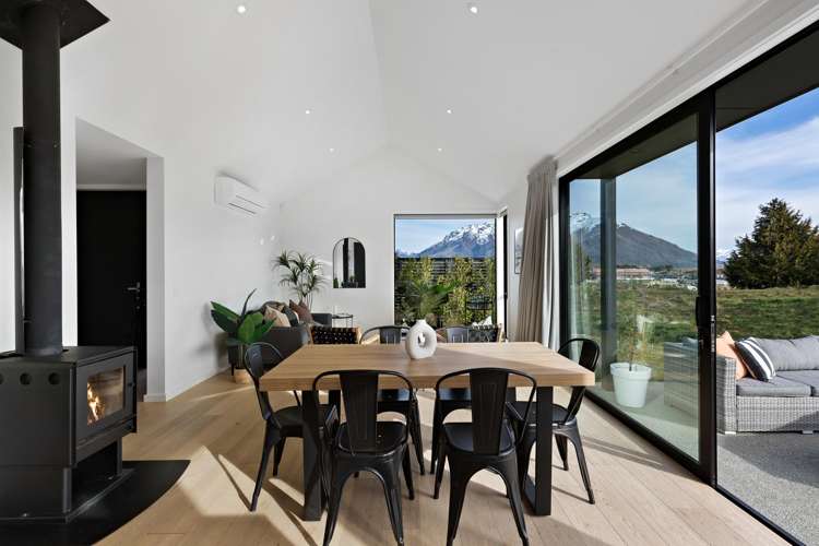 7 Kotuku Lane Jacks Point_6