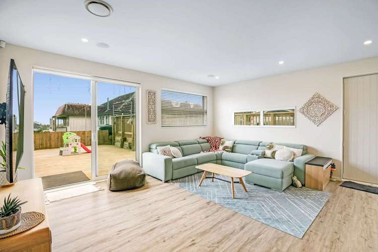 103E Woodglen Road Glen Eden_2