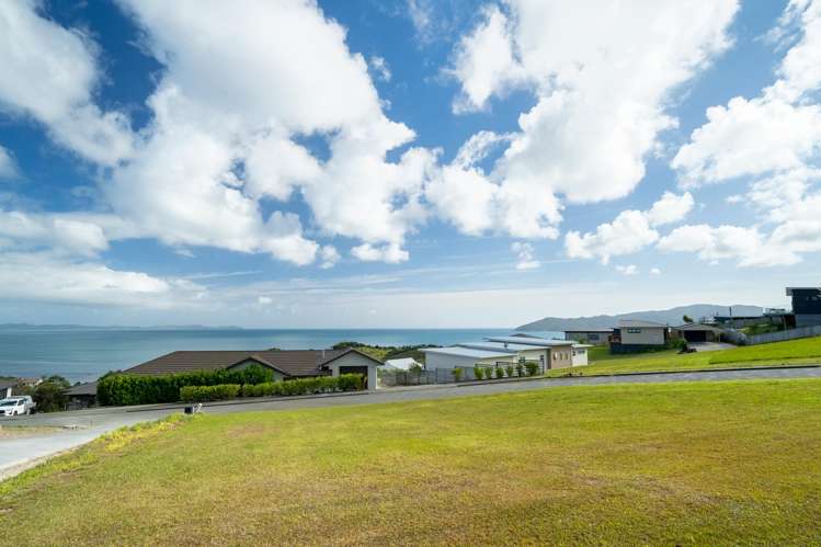 21 Eagles Way Cable Bay_10