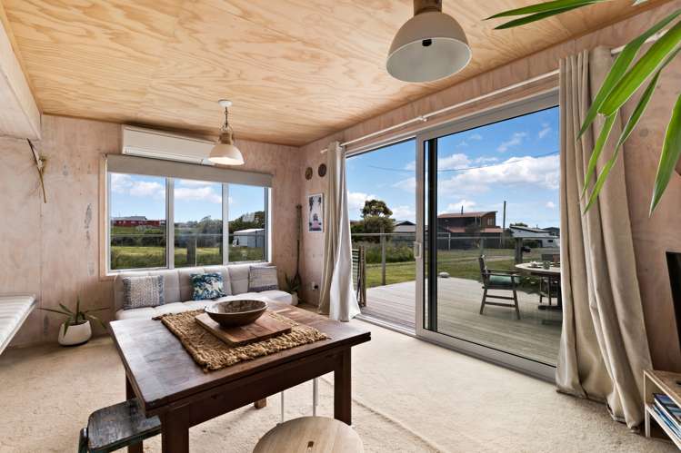 31 Violet Street Riverton_6