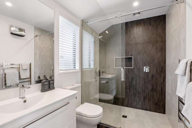 12 Verdeco Boulevard Lincoln_17