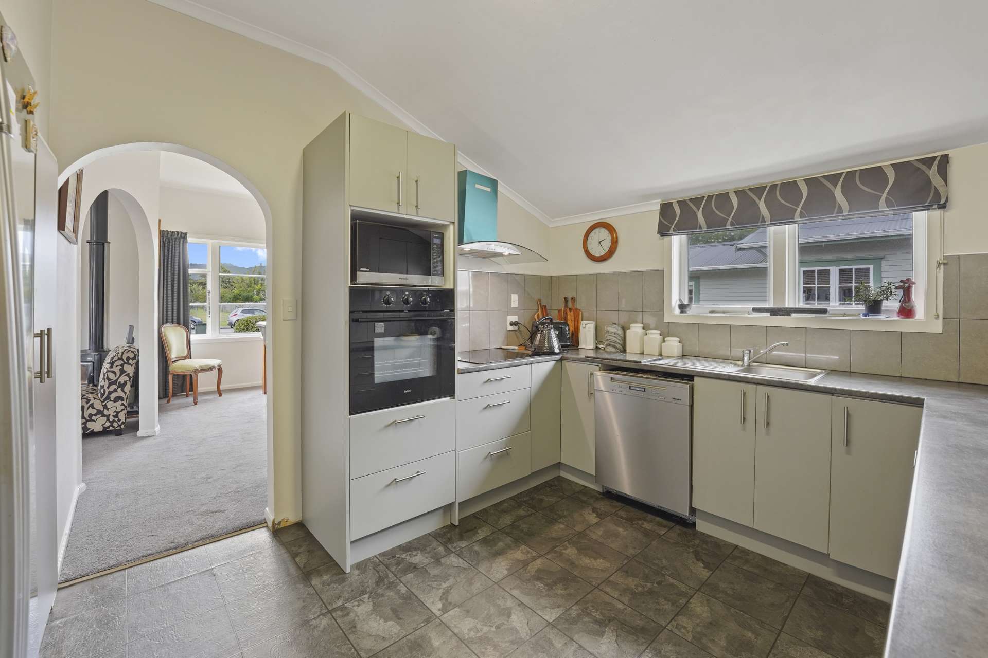 47 Palmer Crescent Silverstream_0