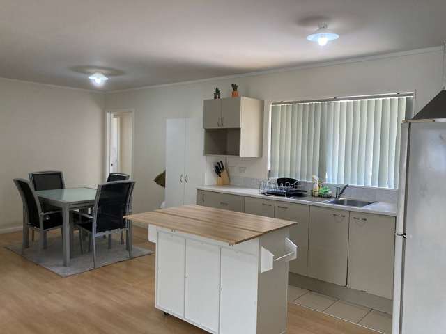 Furnished 4-Bedroom House for Rent in Kelston