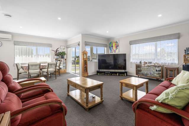 76 Sapphire Drive Hairini_1