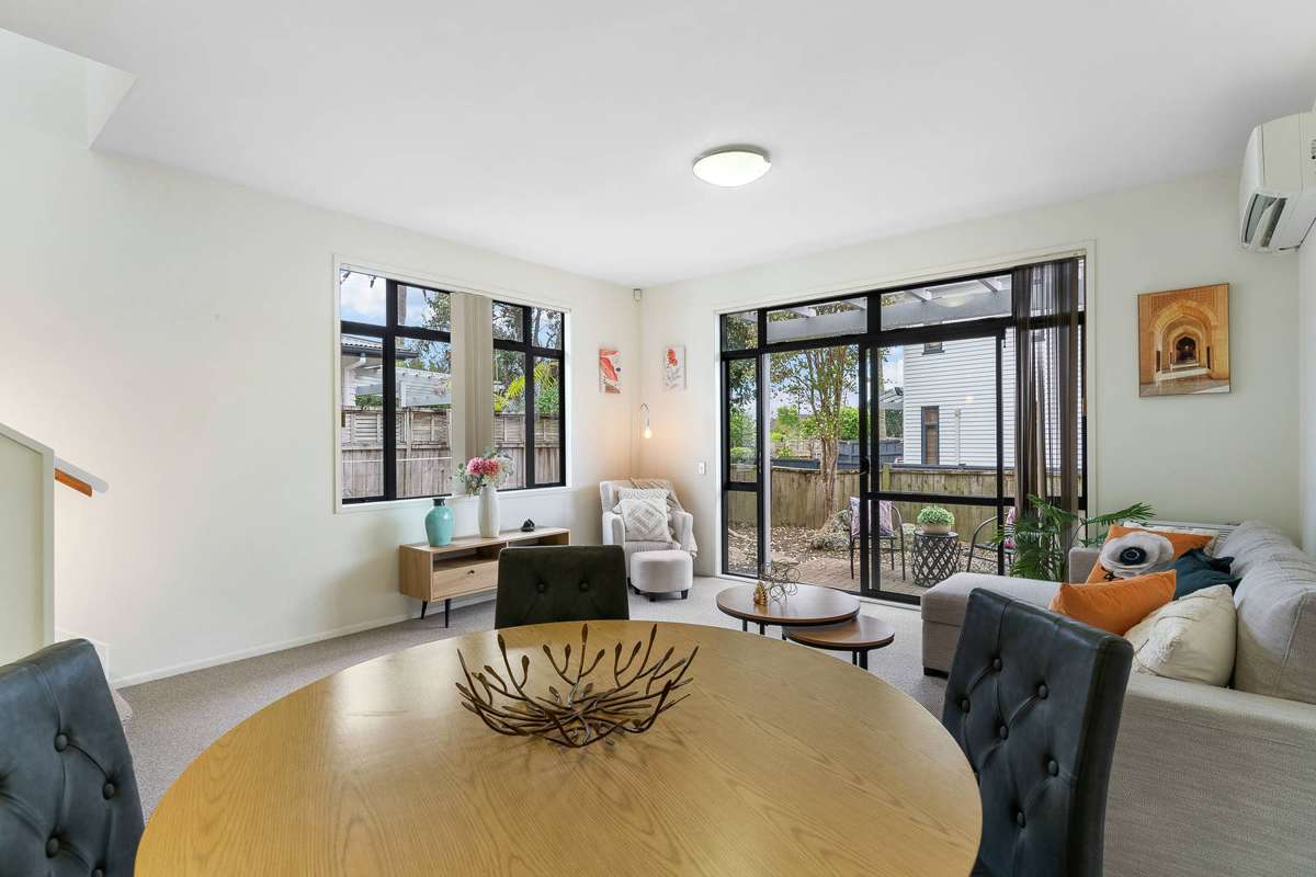 118/2 Armoy Drive_1