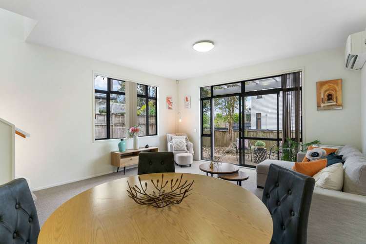 118/2 Armoy Drive East Tamaki_5
