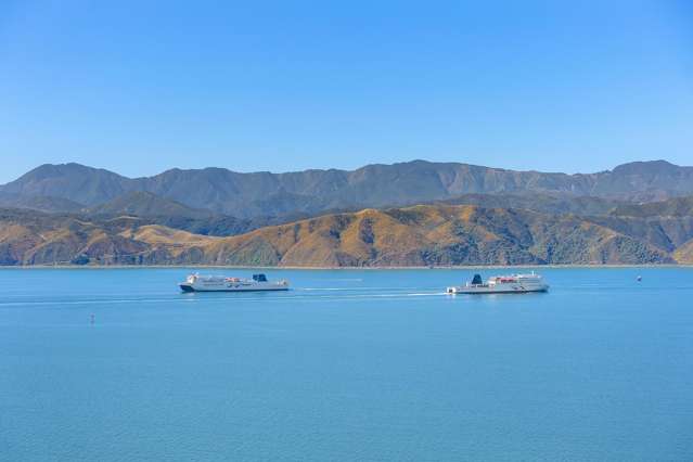 15 Fortification Road Karaka Bays_1