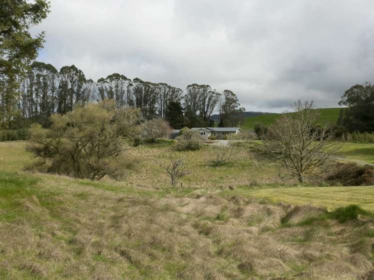548 Tukairangi Road Kinloch_8