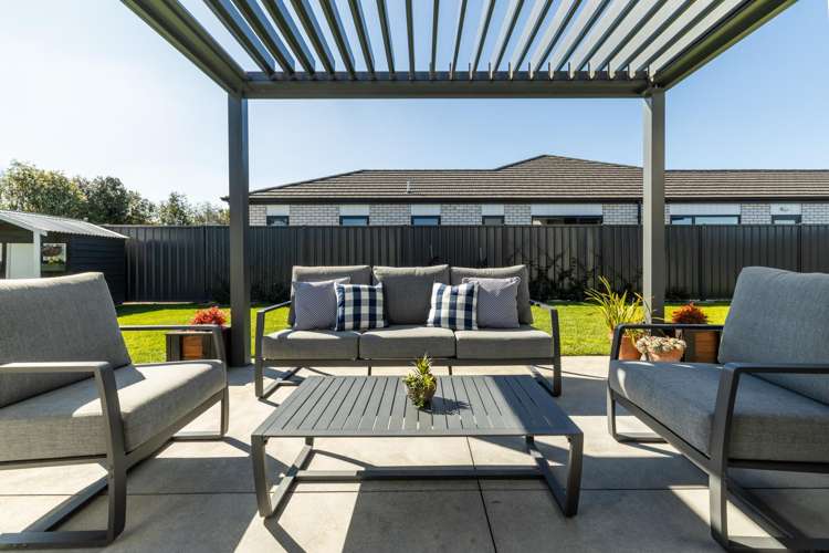 20 Dinneen Close Frimley_17