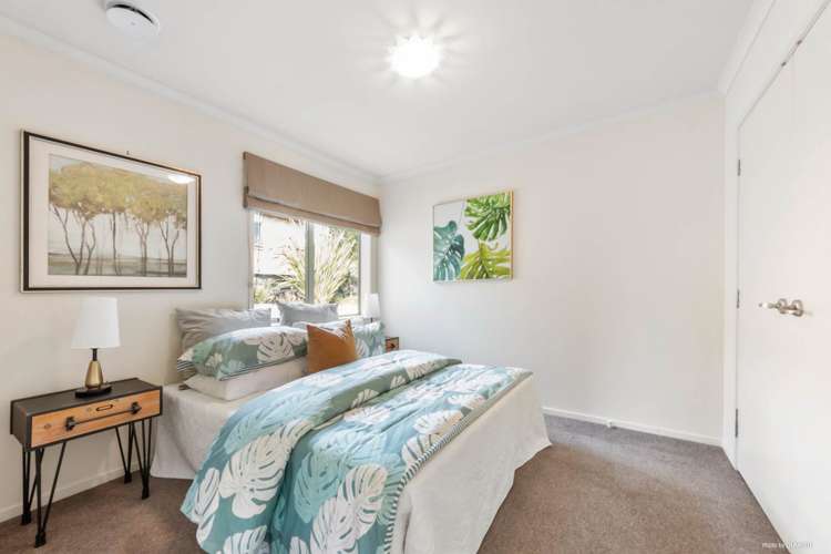 5 Frenz Drive Titirangi_10