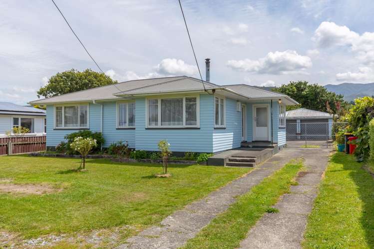 24 Daniell Street Featherston_0