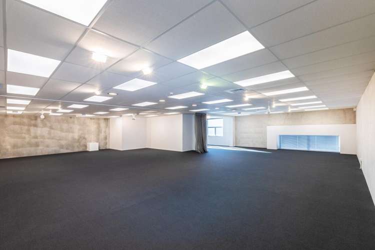 Units 14 & 15, 150 Cavendish Road Casebrook_9