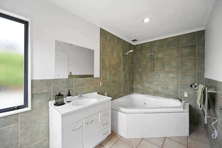 19A St Winifreds Avenue Hamilton East_19