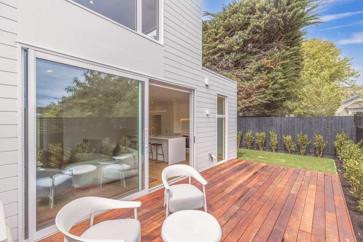 196 Main Road Redcliffs_12