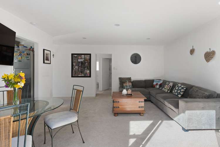 2/12 Fitzwilliam Drive Torbay_6