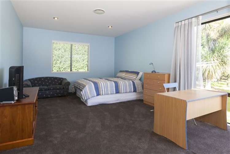 739 Hills Road Marshland_25