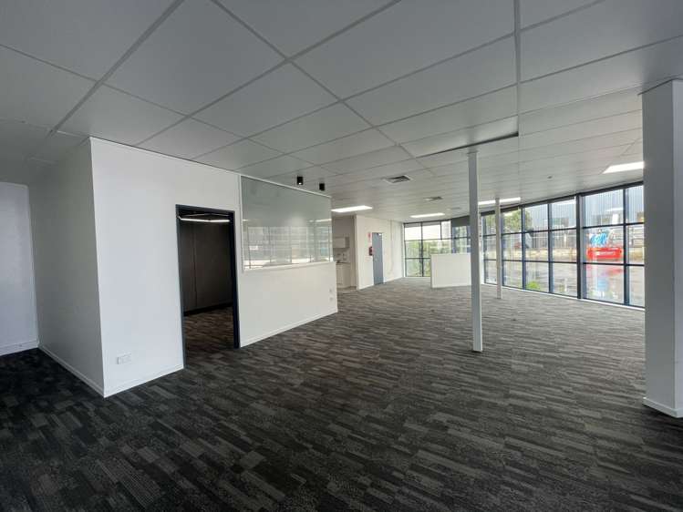 Unit E/9 Piermark Drive Rosedale_4