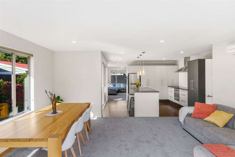 29a Charlesworth Street Woolston_8