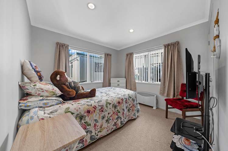 25/8 Village Place Tuakau_7