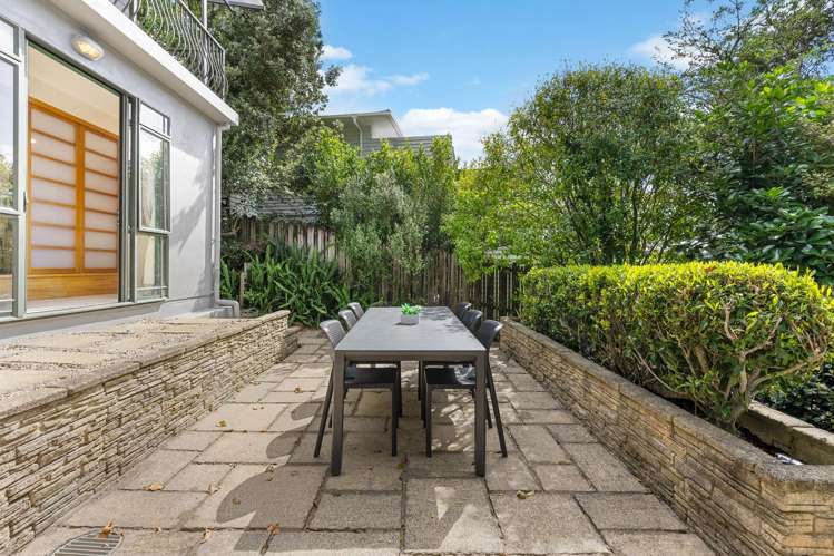 2/46 Matipo Road Mairangi Bay_13