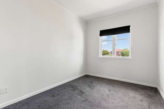 74 Oakdale Road Hillsborough_4