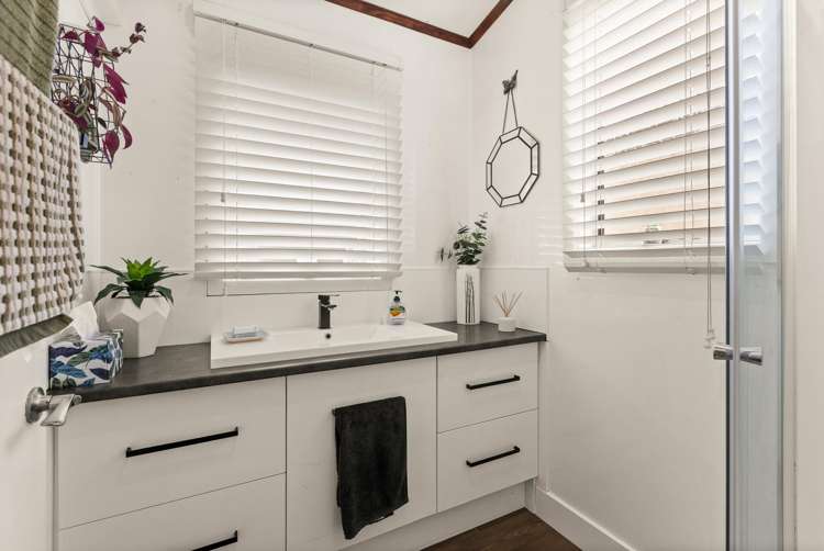 705 Oak Road Akina_12