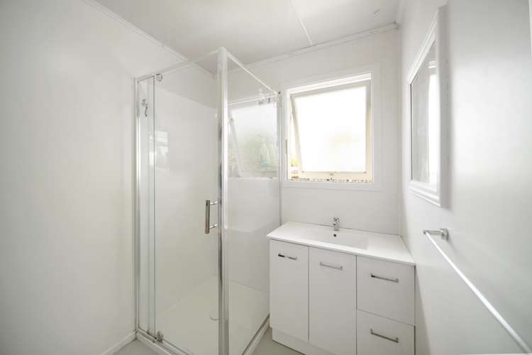 21 Ronald Place Manurewa_12