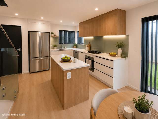 Near New Executive Townhouse - Stylish, Low-Maintenance Living