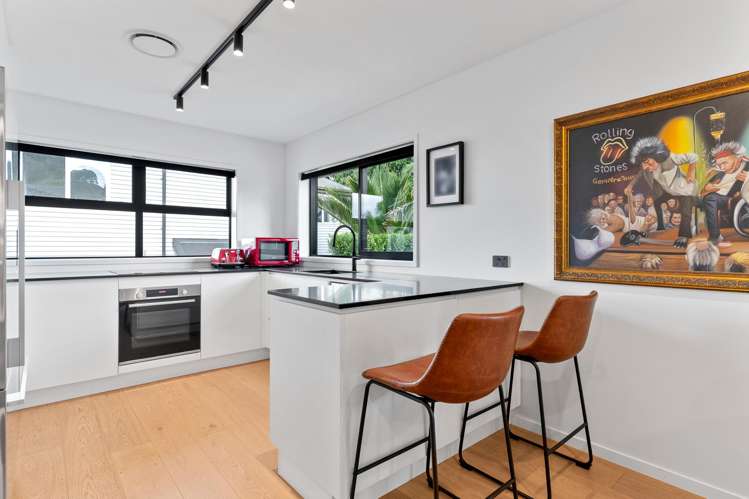 2/6 Vinter Terrace Mount Albert_11