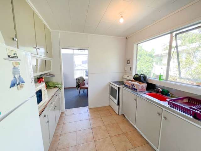 23 Bellringer Road Massey_1