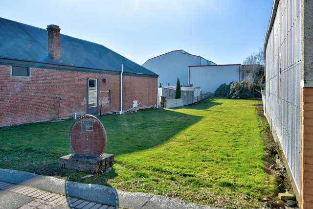 Vacant Main Street Section