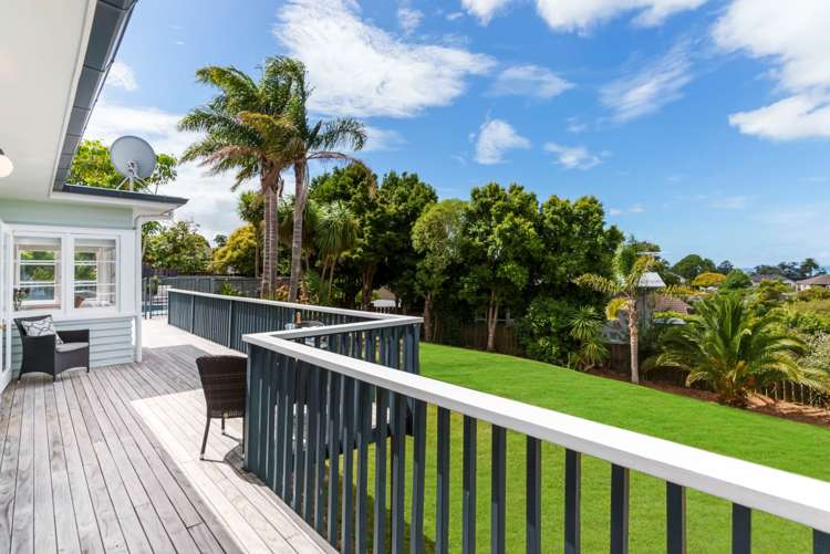 18 Beach Road Mellons Bay_13