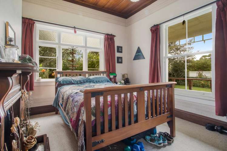 10A Queen Street Waikino_8