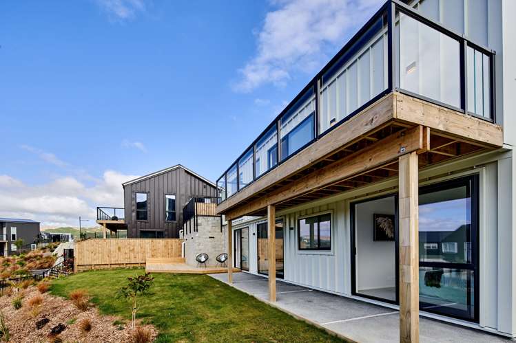 38 Hokioi Drive Porirua_19