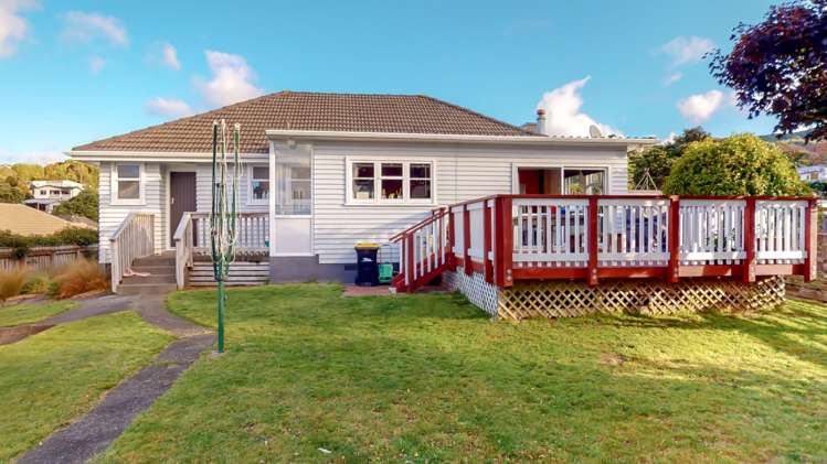 20 Larsen Crescent Tawa_12