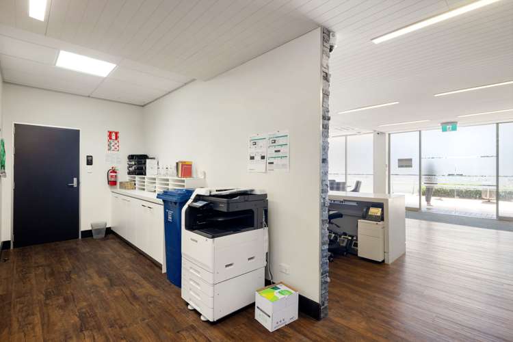 411-415 Victoria Street Hamilton Central_5