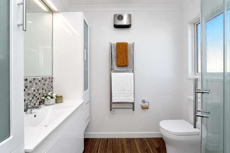 4 Saint Annes Square Tawa_18