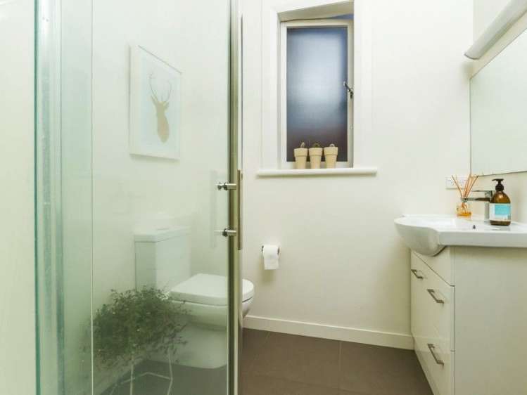 14 Walmer Road Point Chevalier_12