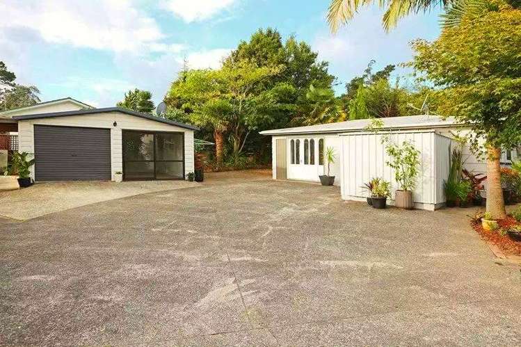 67 Riverpark Crescent Henderson_15