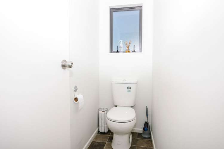 21 Guy Street Dannevirke_13