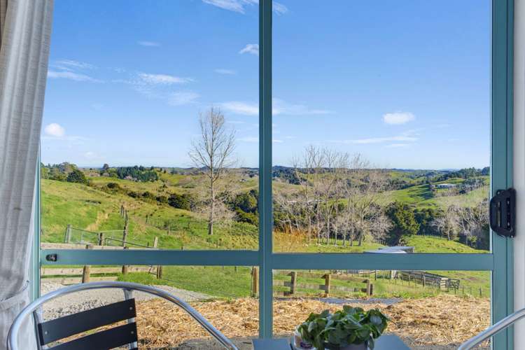 63 Porter Road Paparoa_14